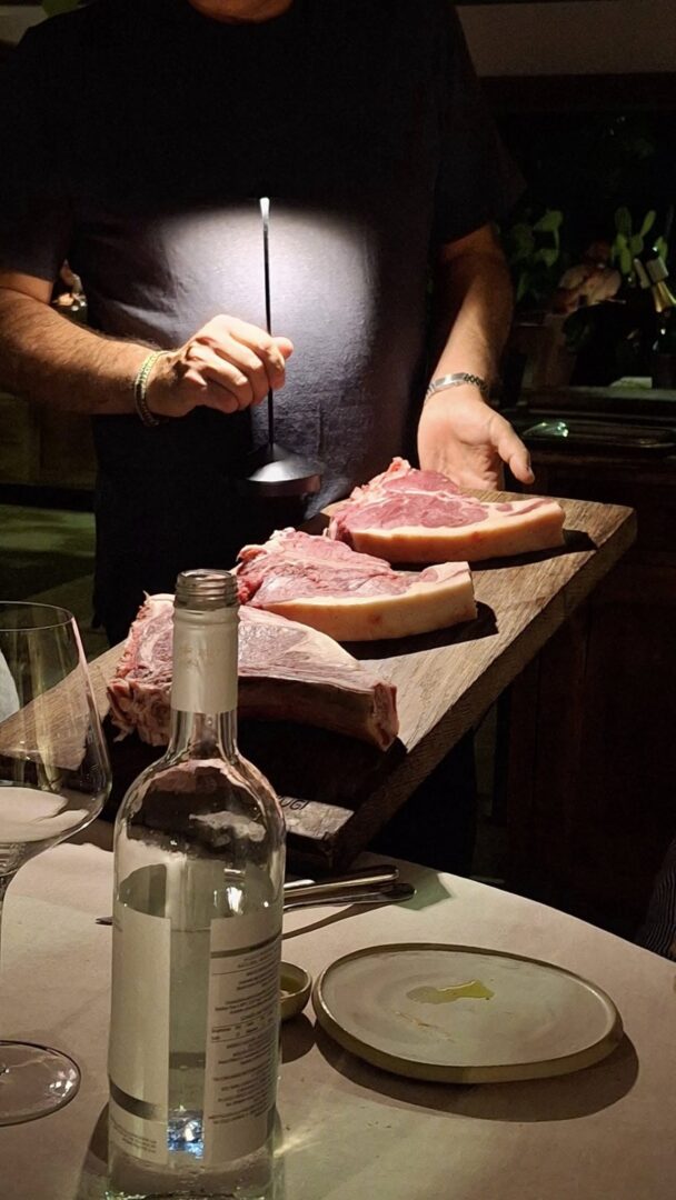 I due cippi di Saturnia carne